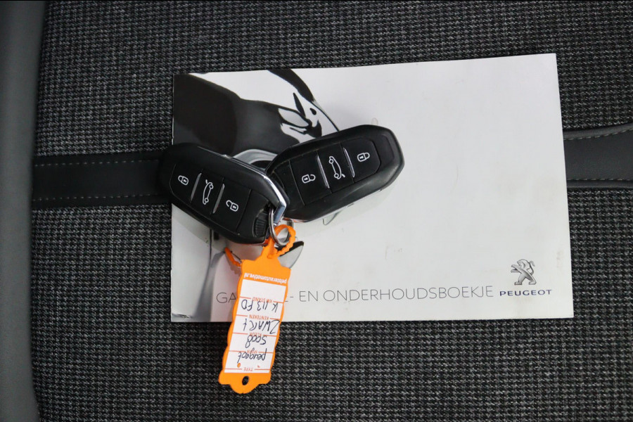 Peugeot 5008 1.2 *130PK*NAVI*CAM*HAAK*CRUISE*ECC*CARPLAY*7PER