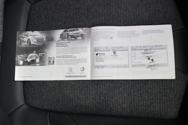 Peugeot 5008 1.2 *130PK*NAVI*CAM*HAAK*CRUISE*ECC*CARPLAY*7PER