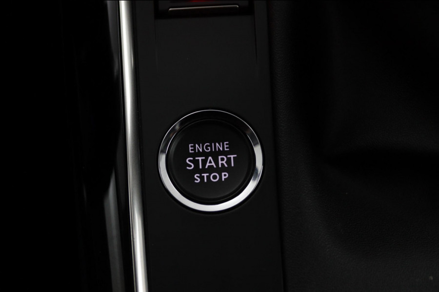 Peugeot 5008 1.2 *130PK*NAVI*CAM*HAAK*CRUISE*ECC*CARPLAY*7PER