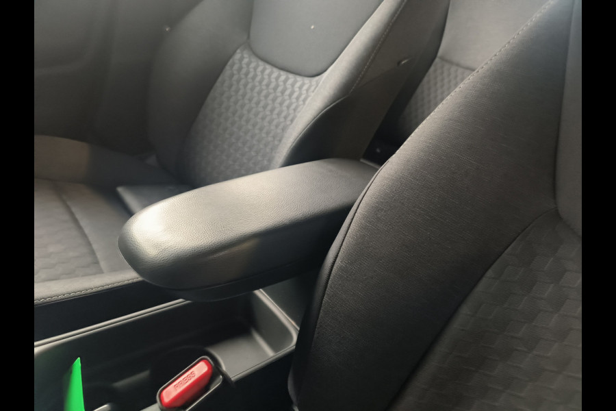 Toyota Yaris 1.5 Hybrid 115 Comfort Rijklaar + 12 maanden Bovag-garantie Henk Jongen Auto's in Helmond,  al 50 jaar service zoals 't hoort!