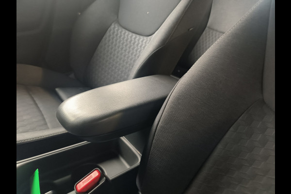 Toyota Yaris 1.5 Hybrid 115 Comfort Rijklaar + 12 maanden Bovag-garantie Henk Jongen Auto's in Helmond,  al 50 jaar service zoals 't hoort!