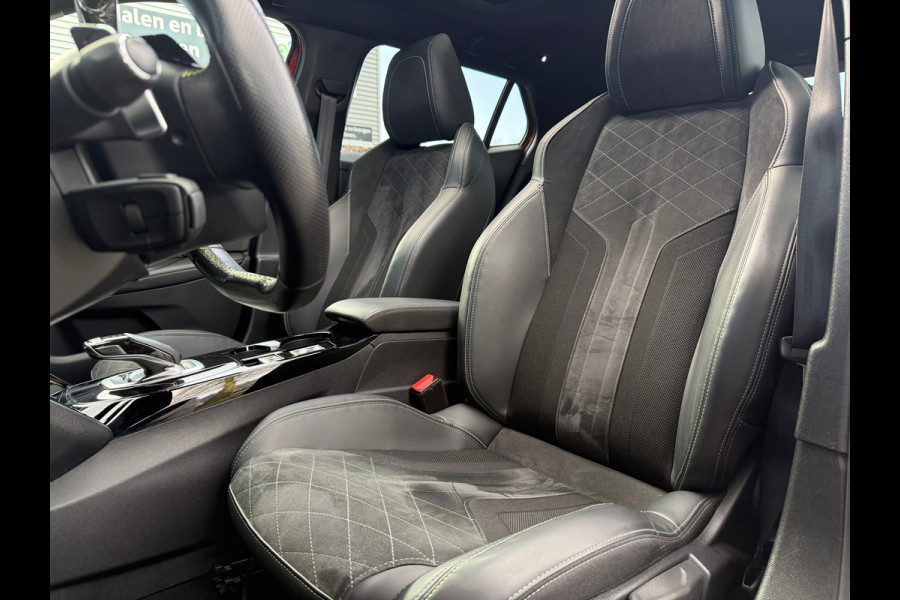 Peugeot 2008 1.2 Turbo GT-Line 155pk - Automaat - Panodak - Navi - Winterpakket - Climate