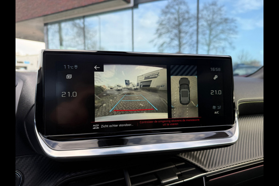 Peugeot 2008 1.2 Turbo GT-Line 155pk - Automaat - Panodak - Navi - Winterpakket - Climate