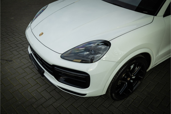 Porsche Cayenne 4.0 Turbo - Origineel NL | Sport Chrhono + | Luchtvering | Elek. Trekhaak