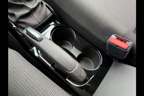 Citroën C3 Aircross 1.2 110pk Shine, NAP, CarPlay, LED, Camera, Navigatie