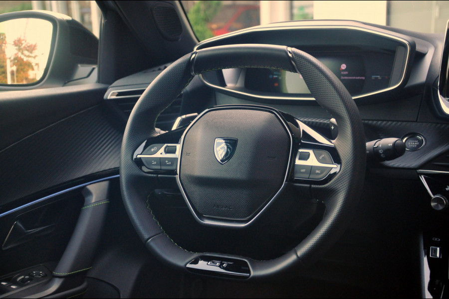 Peugeot 2008 1.2 Hybrid 136 GT | Navigatie | 360 Gr Camera | Adaptieve CC