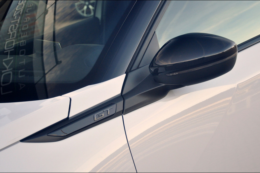 Peugeot 2008 1.2 Hybrid 136 GT | Navigatie | 360 Gr Camera | Adaptieve CC