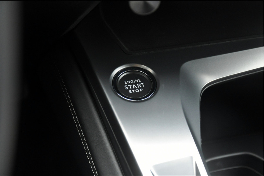 Peugeot 308 SW Allure 1.2 PureTech 130 PK | 4.500 km! | Camera | Navigatie