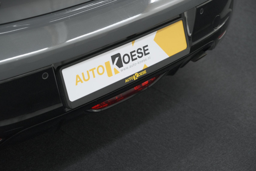 Peugeot 208 PureTech 100 Allure | Gris Selenium | Apple Carplay | Parkeersensoren | Climate Control