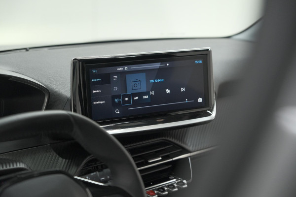 Peugeot 208 PureTech 100 Allure | Gris Selenium | Apple Carplay | Parkeersensoren | Climate Control