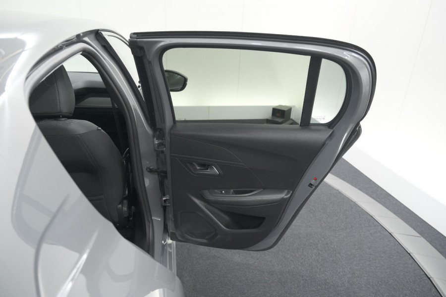 Peugeot 208 PureTech 100 Allure | Gris Selenium | Apple Carplay | Parkeersensoren | Climate Control