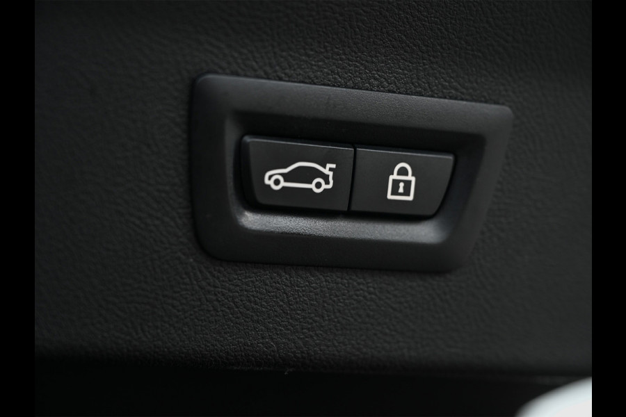 BMW X4 xDrive30i High Executive 252pk M-Sport X | Panorama dak | Active cruise | Memory seats | M-Sport brake |  | Ambiance interieur | Harman/kardon | Head-Up | 360 Camera |