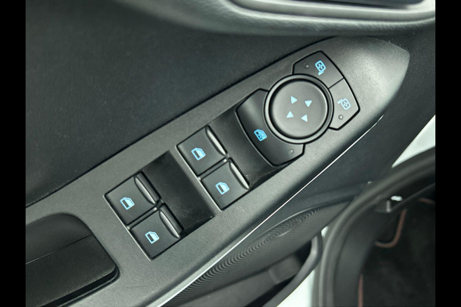 Ford Fiesta 1.0 EcoBoost Hybrid ST-Line Navigatie Apple Carplay/Android Auto Parkeersensoren achter Cruise Control Climate Control Lichtmetalen velgen