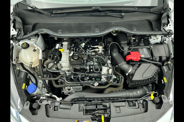 Ford Fiesta 1.0 EcoBoost Hybrid ST-Line Navigatie Apple Carplay/Android Auto Parkeersensoren achter Cruise Control Climate Control Lichtmetalen velgen