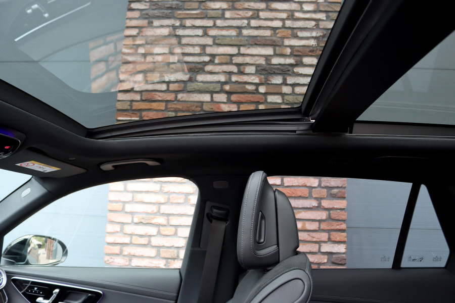 Mercedes-Benz GLC 400e 4MATIC AMG Line Aut9 | 'Manufaktur' | Airmatic | Achterasbesturing | Distronic+ | Trekhaak | Verwarmd Stuurwiel | HUD | Burmester | Digital Light |