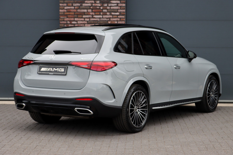 Mercedes-Benz GLC 400e 4MATIC AMG Line Aut9 | 'Manufaktur' | Airmatic | Achterasbesturing | Distronic+ | Trekhaak | Verwarmd Stuurwiel | HUD | Burmester | Digital Light |