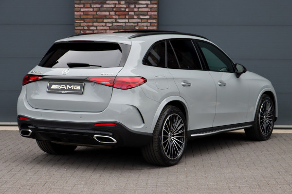 Mercedes-Benz GLC 400e 4MATIC AMG Line Aut9 | 'Manufaktur' | Airmatic | Achterasbesturing | Distronic+ | Trekhaak | Verwarmd Stuurwiel | HUD | Burmester | Digital Light |