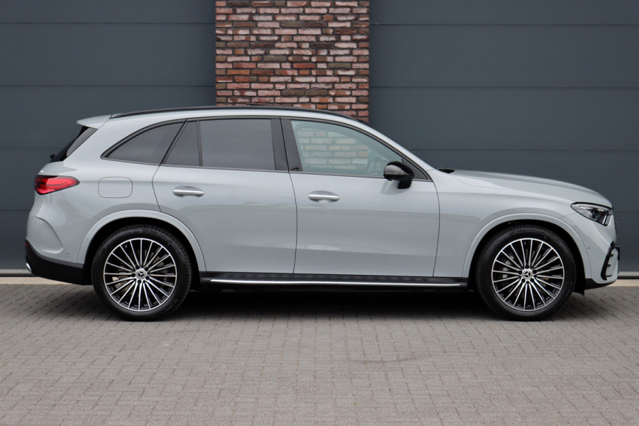 Mercedes-Benz GLC 400e 4MATIC AMG Line Aut9 | 'Manufaktur' | Airmatic | Achterasbesturing | Distronic+ | Trekhaak | Verwarmd Stuurwiel | HUD | Burmester | Digital Light |