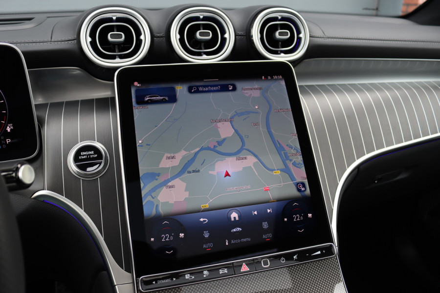 Mercedes-Benz GLC 400e 4MATIC AMG Line Aut9 | 'Manufaktur' | Airmatic | Achterasbesturing | Distronic+ | Trekhaak | Verwarmd Stuurwiel | HUD | Burmester | Digital Light |