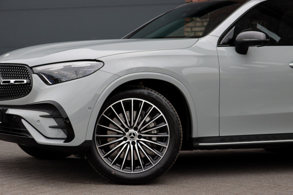 Mercedes-Benz GLC 400e 4MATIC AMG Line Aut9 | 'Manufaktur' | Airmatic | Achterasbesturing | Distronic+ | Trekhaak | Verwarmd Stuurwiel | HUD | Burmester | Digital Light |