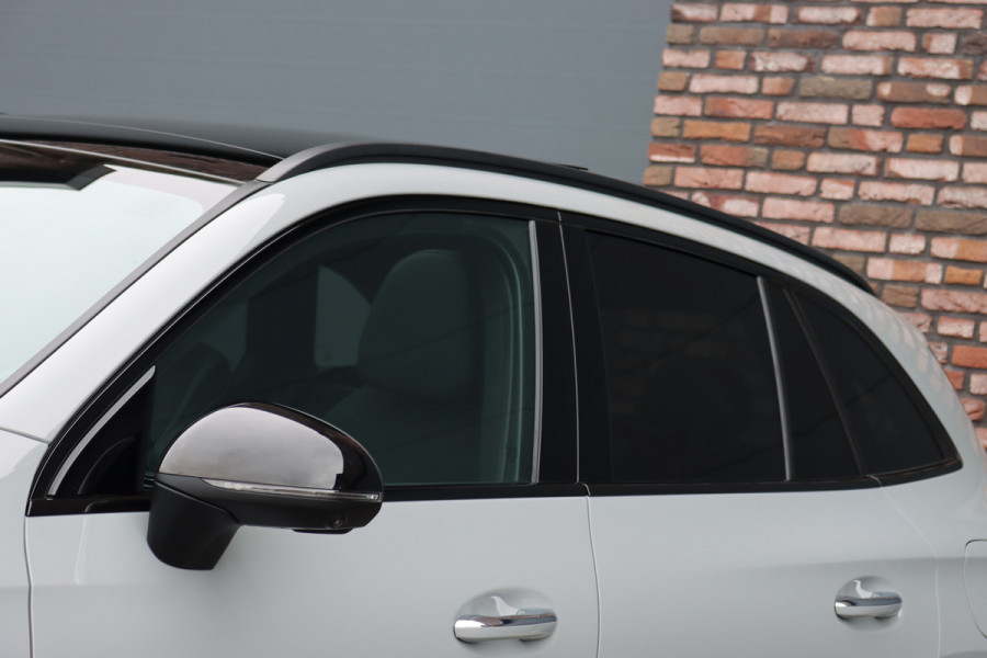 Mercedes-Benz GLC 400e 4MATIC AMG Line Aut9 | 'Manufaktur' | Airmatic | Achterasbesturing | Distronic+ | Trekhaak | Verwarmd Stuurwiel | HUD | Burmester | Digital Light |