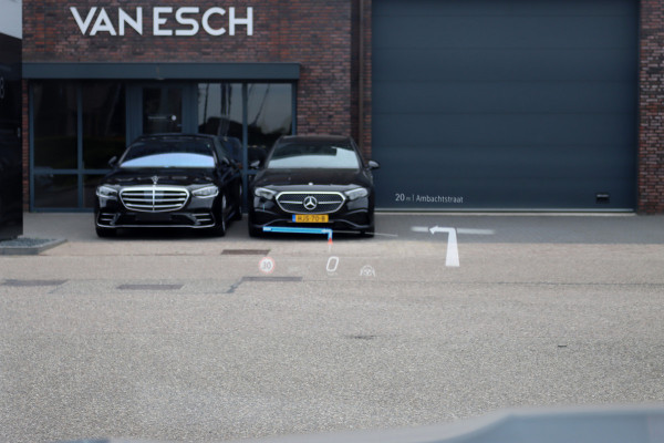 Mercedes-Benz GLC 400e 4MATIC AMG Line Aut9 | 'Manufaktur' | Airmatic | Achterasbesturing | Distronic+ | Trekhaak | Verwarmd Stuurwiel | HUD | Burmester | Digital Light |