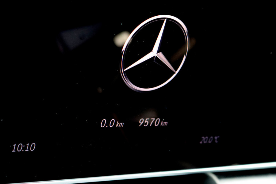 Mercedes-Benz GLC 400e 4MATIC AMG Line Aut9 | 'Manufaktur' | Airmatic | Achterasbesturing | Distronic+ | Trekhaak | Verwarmd Stuurwiel | HUD | Burmester | Digital Light |