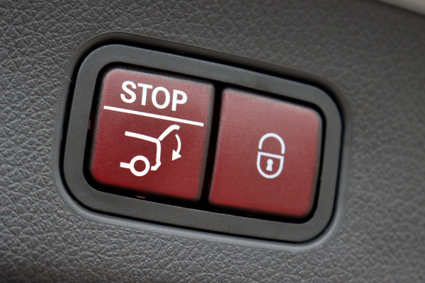 Mercedes-Benz GLC 400e 4MATIC AMG Line Aut9 | 'Manufaktur' | Airmatic | Achterasbesturing | Distronic+ | Trekhaak | Verwarmd Stuurwiel | HUD | Burmester | Digital Light |