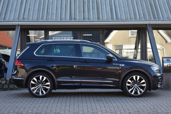 Volkswagen Tiguan 1.5 TSI ACT Highline R-Line | TREKHAAK | PANORAMADAK | DYNAUDIO | VIRTUAL | NAP