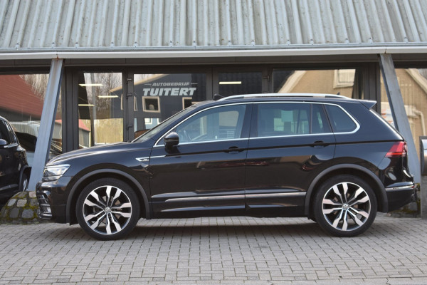 Volkswagen Tiguan 1.5 TSI ACT Highline R-Line | TREKHAAK | PANORAMADAK | DYNAUDIO | VIRTUAL | NAP