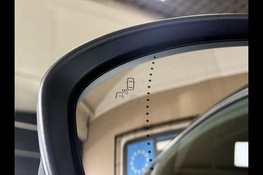 Renault Captur 1.3 TCe 140 R.S. Line | Groot Navi | Bose | 360 | Stoel,Stuur & voorruit verwarming | ACC | Dodehoek | 100% Dealer onderhouden!