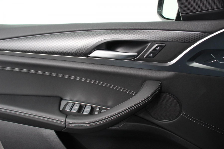 BMW X3 xDrive30e Hybrid M-Sport High Executive | Leder | Panoramisch Schuifdak | Hifi | Camera 360 | Active Cruise Control