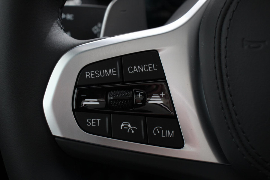 BMW X3 xDrive30e Hybrid M-Sport High Executive | Leder | Panoramisch Schuifdak | Hifi | Camera 360 | Active Cruise Control