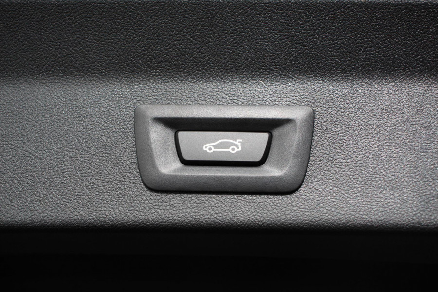 BMW X3 xDrive30e Hybrid M-Sport High Executive | Leder | Panoramisch Schuifdak | Hifi | Camera 360 | Active Cruise Control