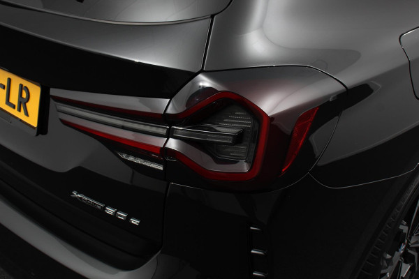 BMW X3 xDrive30e Hybrid M-Sport High Executive | Leder | Panoramisch Schuifdak | Hifi | Camera 360 | Active Cruise Control