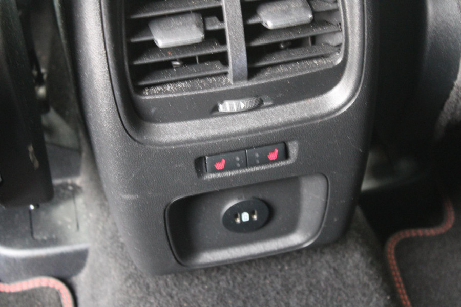 Ford Kuga 2.5 FHEV ST-Line 190pk | Winterpack | Achteruitrijcamera | SYNC 4 Navigatie | All Weatherbanden | Geen stekker nodig