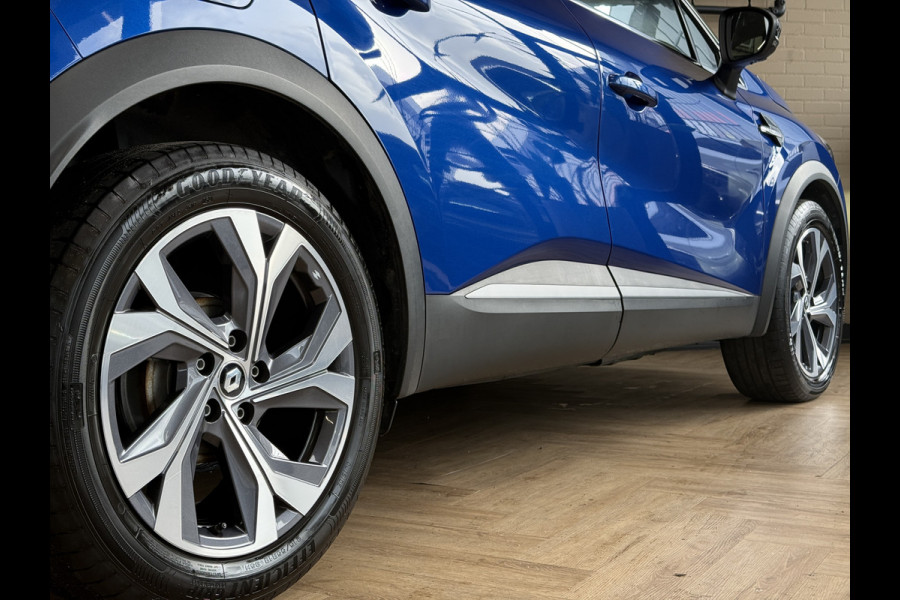 Renault Captur 1.3 TCe 140 R.S. Line | Groot Navi | Bose | 360 | Stoel,Stuur & voorruit verwarming | ACC | Dodehoek | 100% Dealer onderhouden!