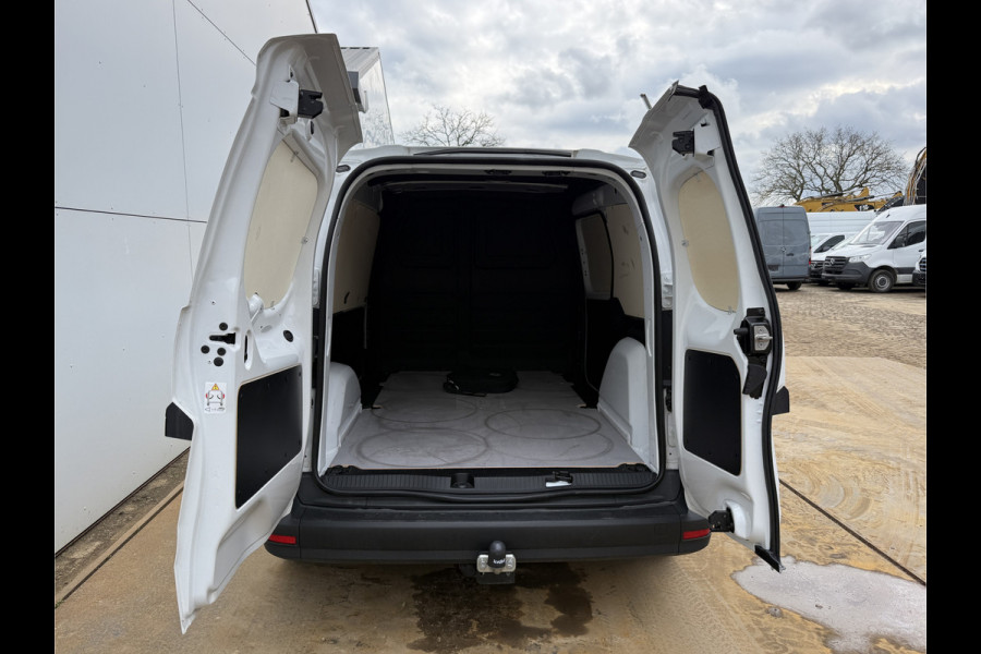 Mercedes-Benz eCitan 112 51kWh L2 Pro 284 WLTP MBUX Trekhaak 75kW Snelladen Apple Carplay Cruise Control Laadkabel