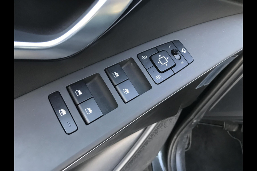 Kia Niro 1.6 Hybrid DynamicLine 7 JAAR GARANTIE Kia Niro 1.6 GDi Hybrid DynamicLine