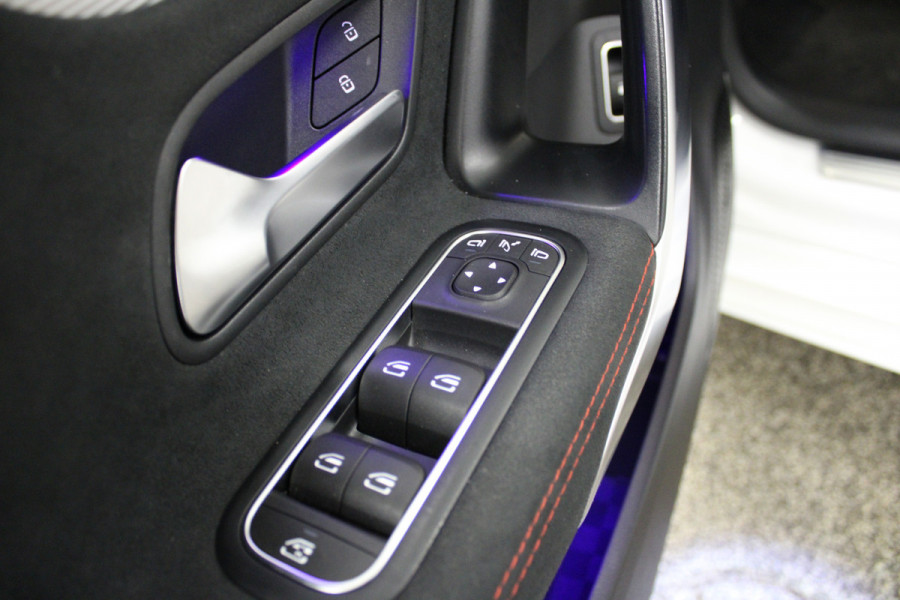 Mercedes-Benz CLA-Klasse Shooting Brake 250 e AMG Premium Plus