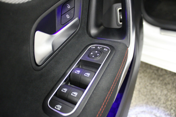 Mercedes-Benz CLA-Klasse Shooting Brake 250 e AMG Premium Plus