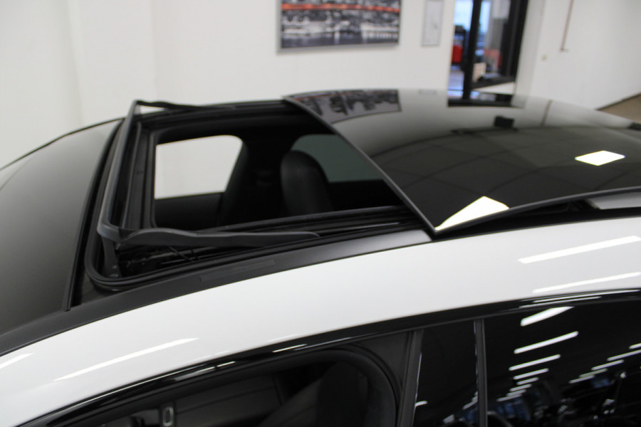 Mercedes-Benz CLA-Klasse Shooting Brake 250 e AMG Premium Plus