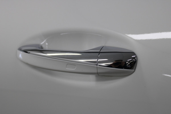 Mercedes-Benz CLA-Klasse Shooting Brake 250 e AMG Premium Plus