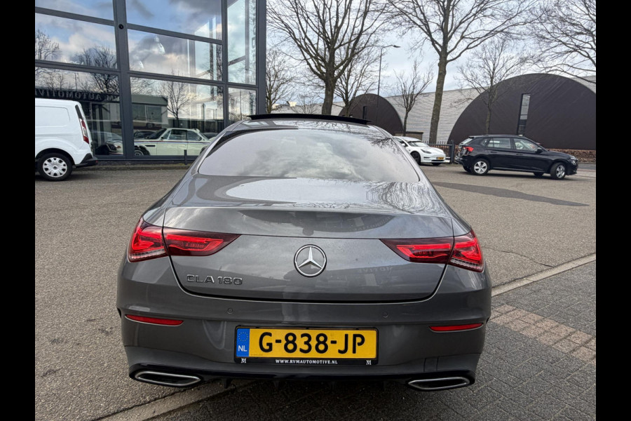 Mercedes-Benz CLA-Klasse 180 Business Solution AMG VAN € 30.900,- VOOR € 28.440,- UW LENTEVOORDEEL € 2.460,-! | PANO | AMG-LINE | STOELVERWARMING | SFEERVERLICHTING| CAMERA| KEYLESS|