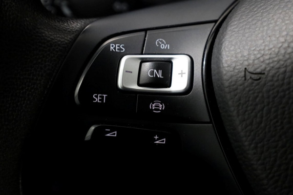 Volkswagen Crafter 50 2.0 TDI 177pk Open Laadbak L433cm Trekhaak 3500kg 01-2022