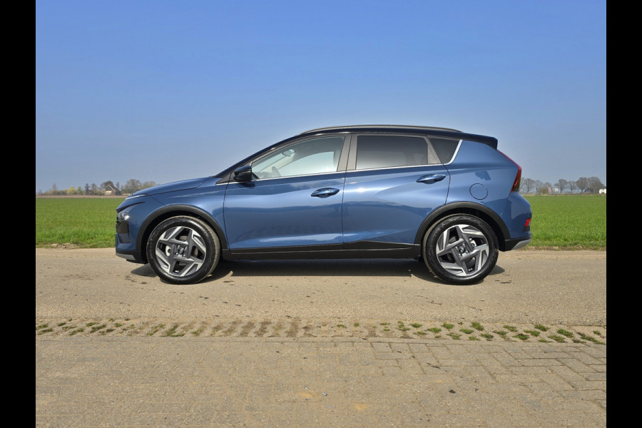 Hyundai Bayon 1.0 T-GDI Premium Sky - 100 Pk - AUTOMAAT - ParkeerCamera - Stoelverwarming - Stuurverwarming