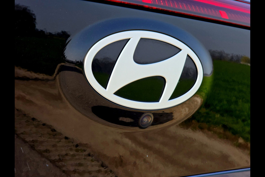 Hyundai Bayon 1.0 T-GDI Premium Sky - 100 Pk - AUTOMAAT - ParkeerCamera - Stoelverwarming - Stuurverwarming