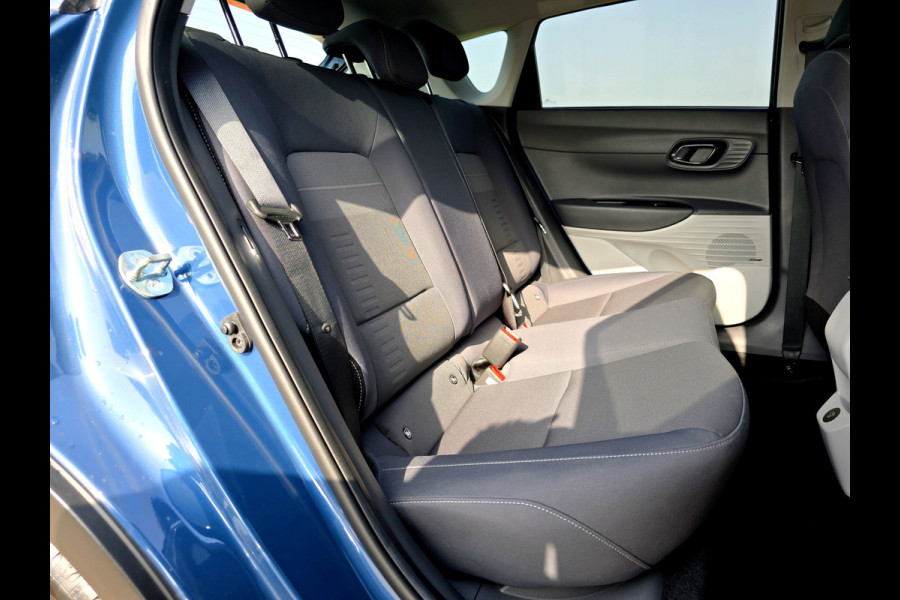 Hyundai Bayon 1.0 T-GDI Premium Sky - 100 Pk - AUTOMAAT - ParkeerCamera - Stoelverwarming - Stuurverwarming