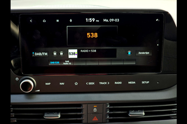 Hyundai Bayon 1.0 T-GDI Premium Sky - 100 Pk - AUTOMAAT - ParkeerCamera - Stoelverwarming - Stuurverwarming