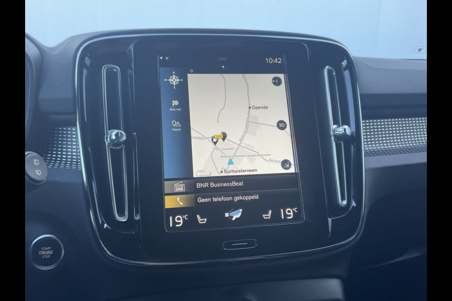 Volvo XC40 1.5 T5 PHEV Pro Pano.dak Leer Trekhaak Carplay stoel/Stuurverw. Recharge
